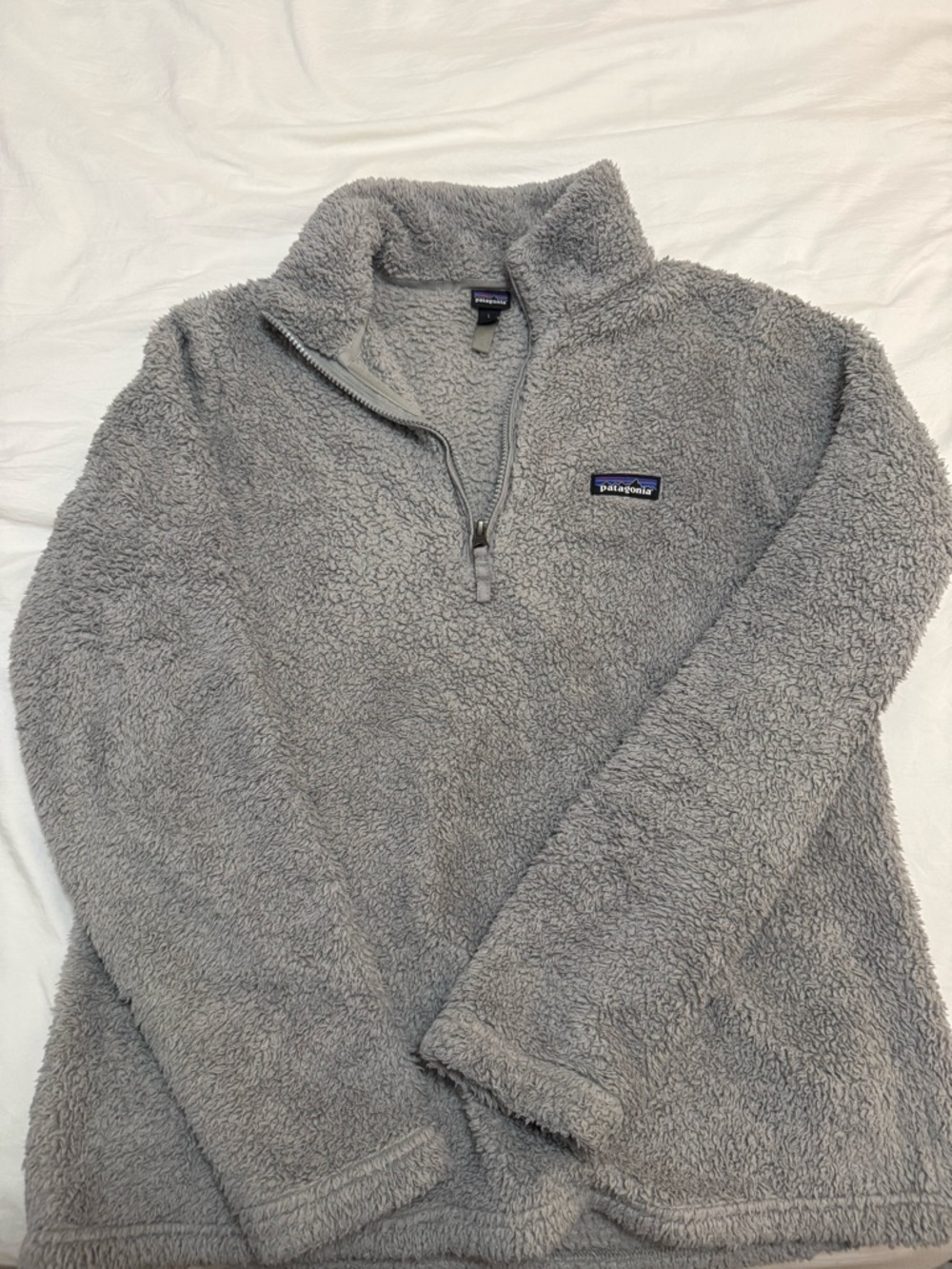 Patagonia Light Gray Sherpa Fleece 1/4 zip